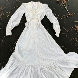 Victorian Style White Long Sleeve Dress